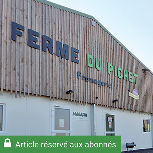 Inaugurée cette année, la fromagerie du Pichet a vocation à valoriser une part du lait bio produit sur la ferme, tout en informant les visiteurs. © Photo Mélanie BECKER